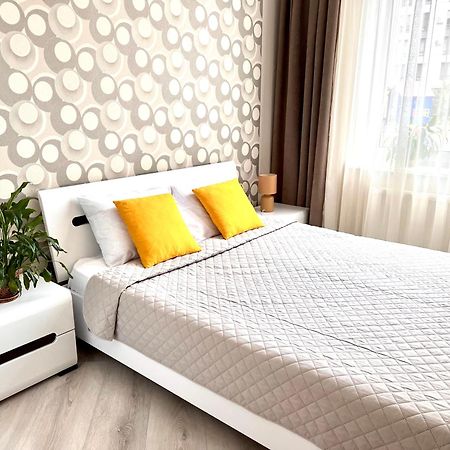 Osapart Beautiful Apartment In A Complex Semycvit Lviv Exterior photo