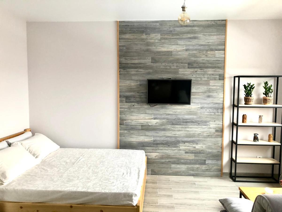 Osapart Beautiful Apartment In A Complex Semycvit Lviv Exterior photo