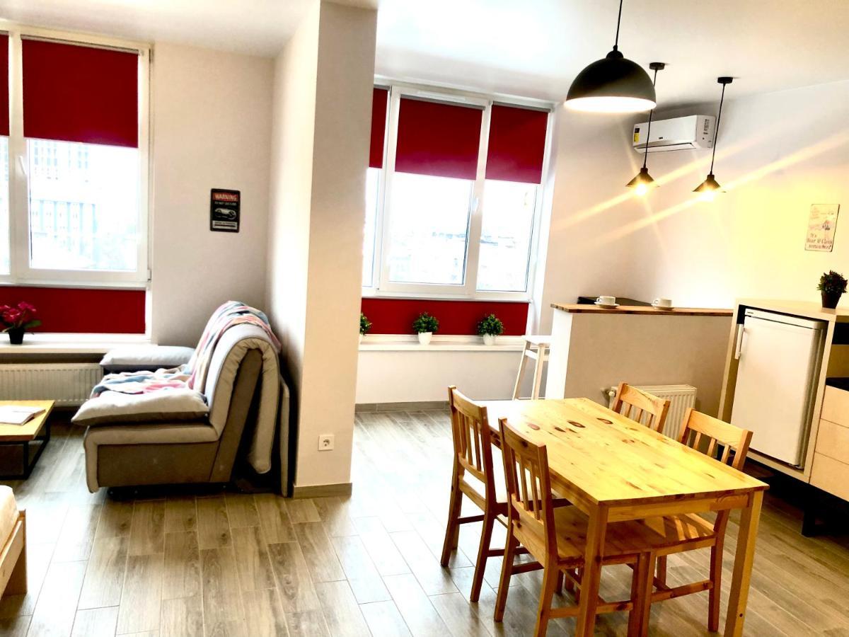 Osapart Beautiful Apartment In A Complex Semycvit Lviv Exterior photo
