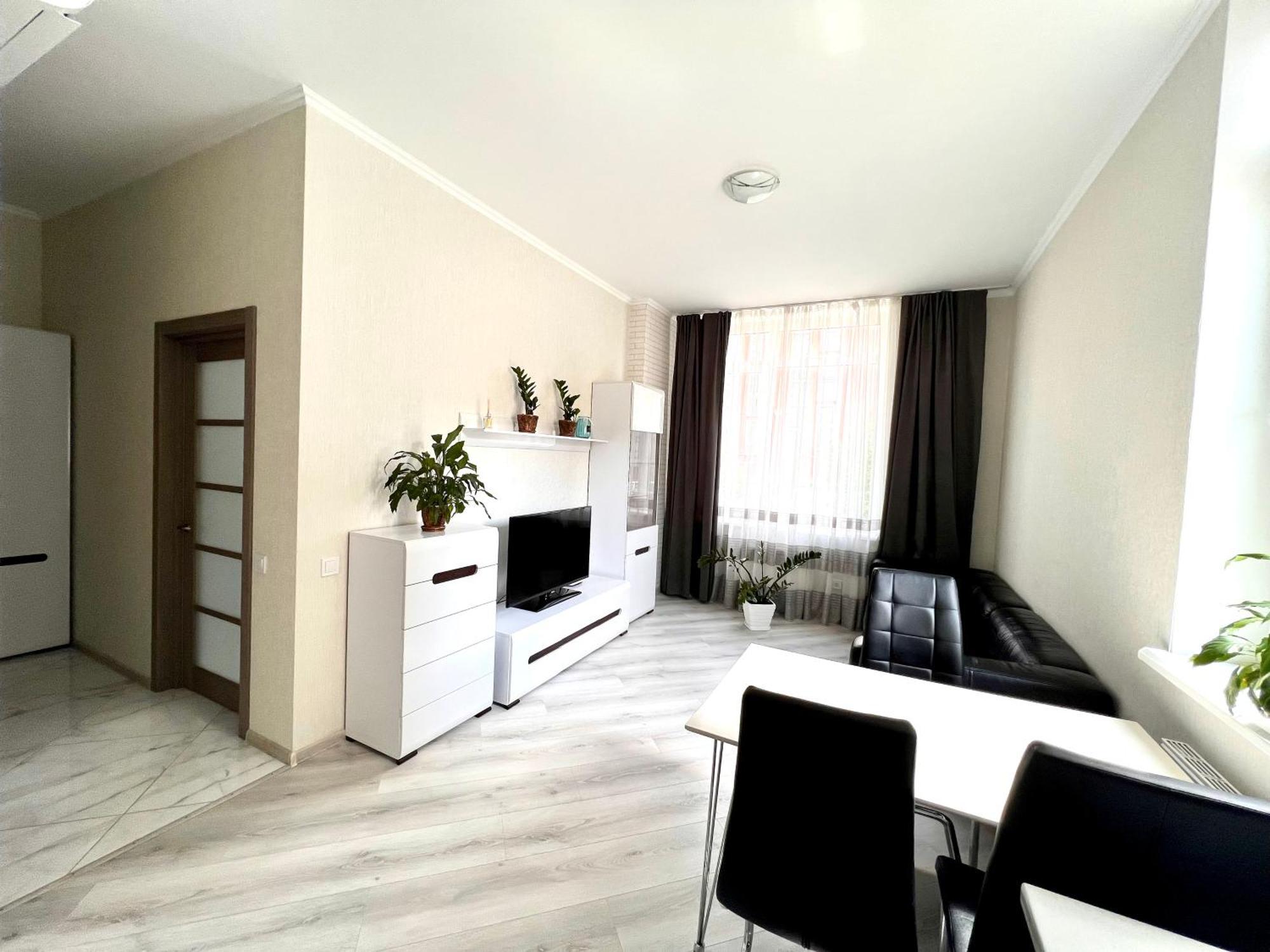 Osapart Beautiful Apartment In A Complex Semycvit Lviv Exterior photo