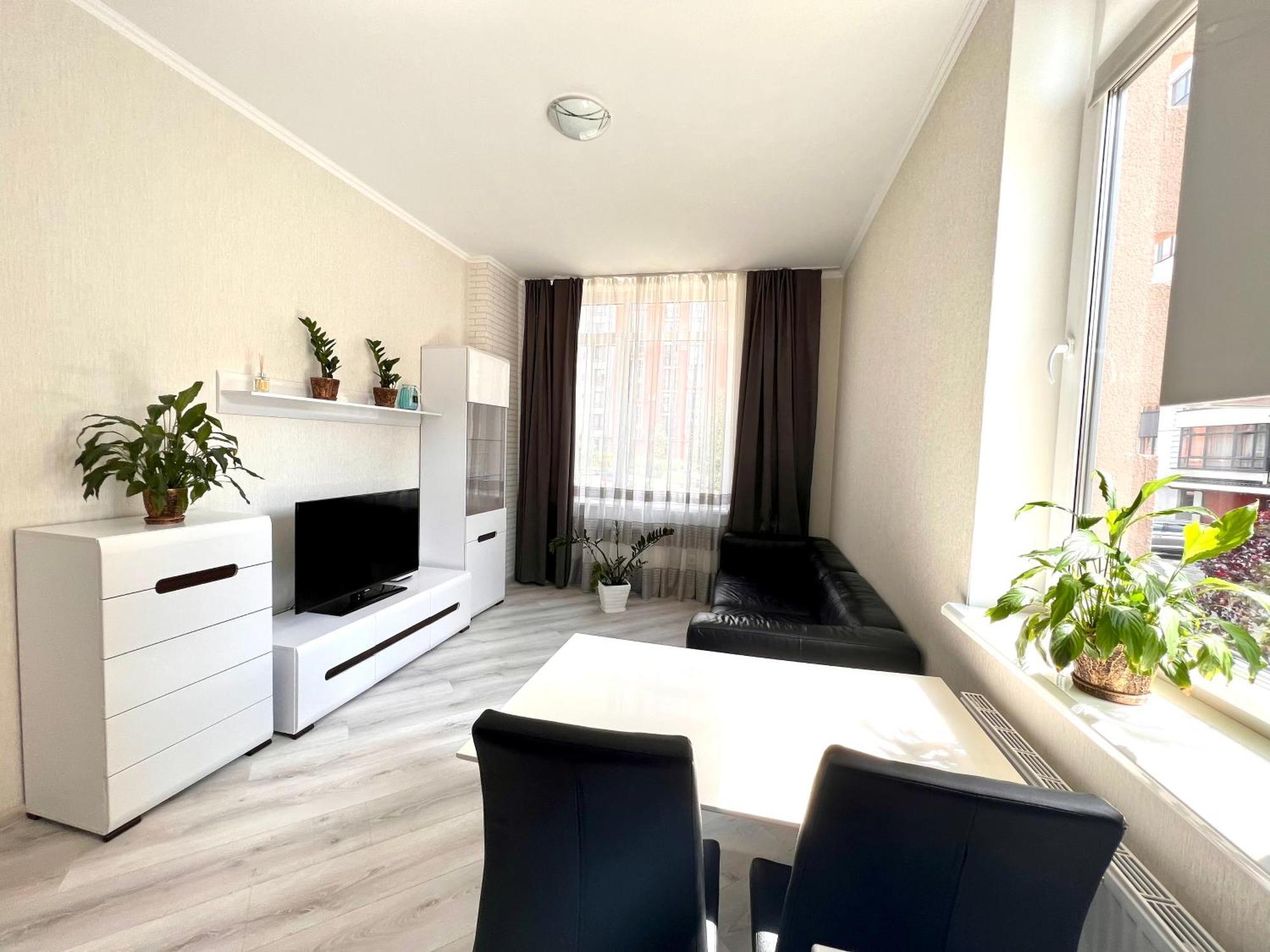 Osapart Beautiful Apartment In A Complex Semycvit Lviv Exterior photo
