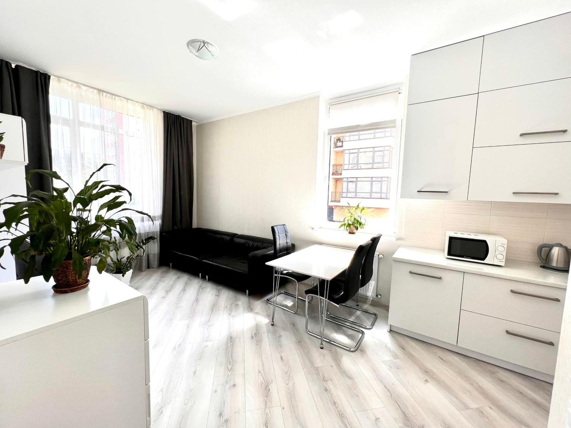 Osapart Beautiful Apartment In A Complex Semycvit Lviv Exterior photo