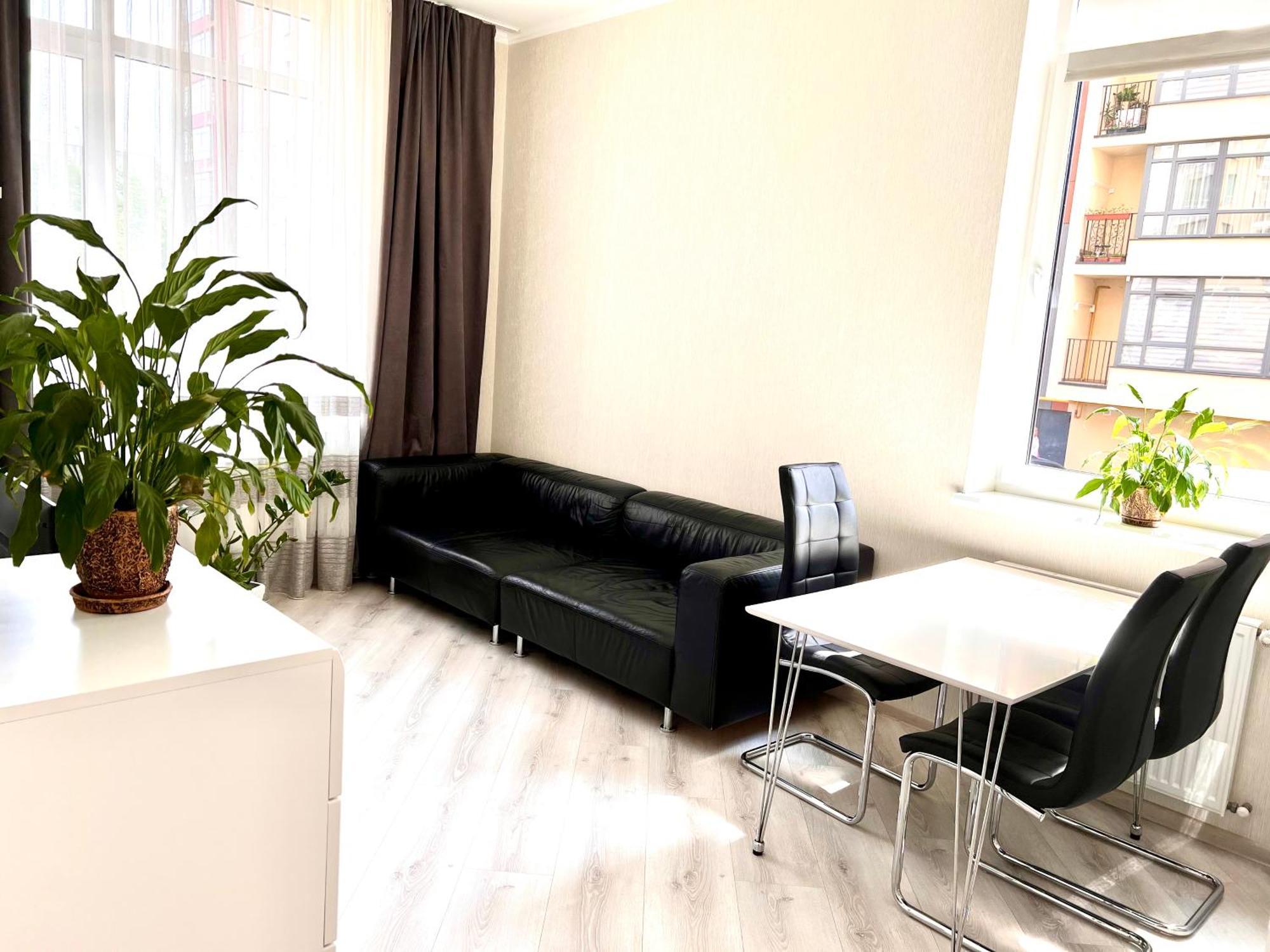 Osapart Beautiful Apartment In A Complex Semycvit Lviv Exterior photo