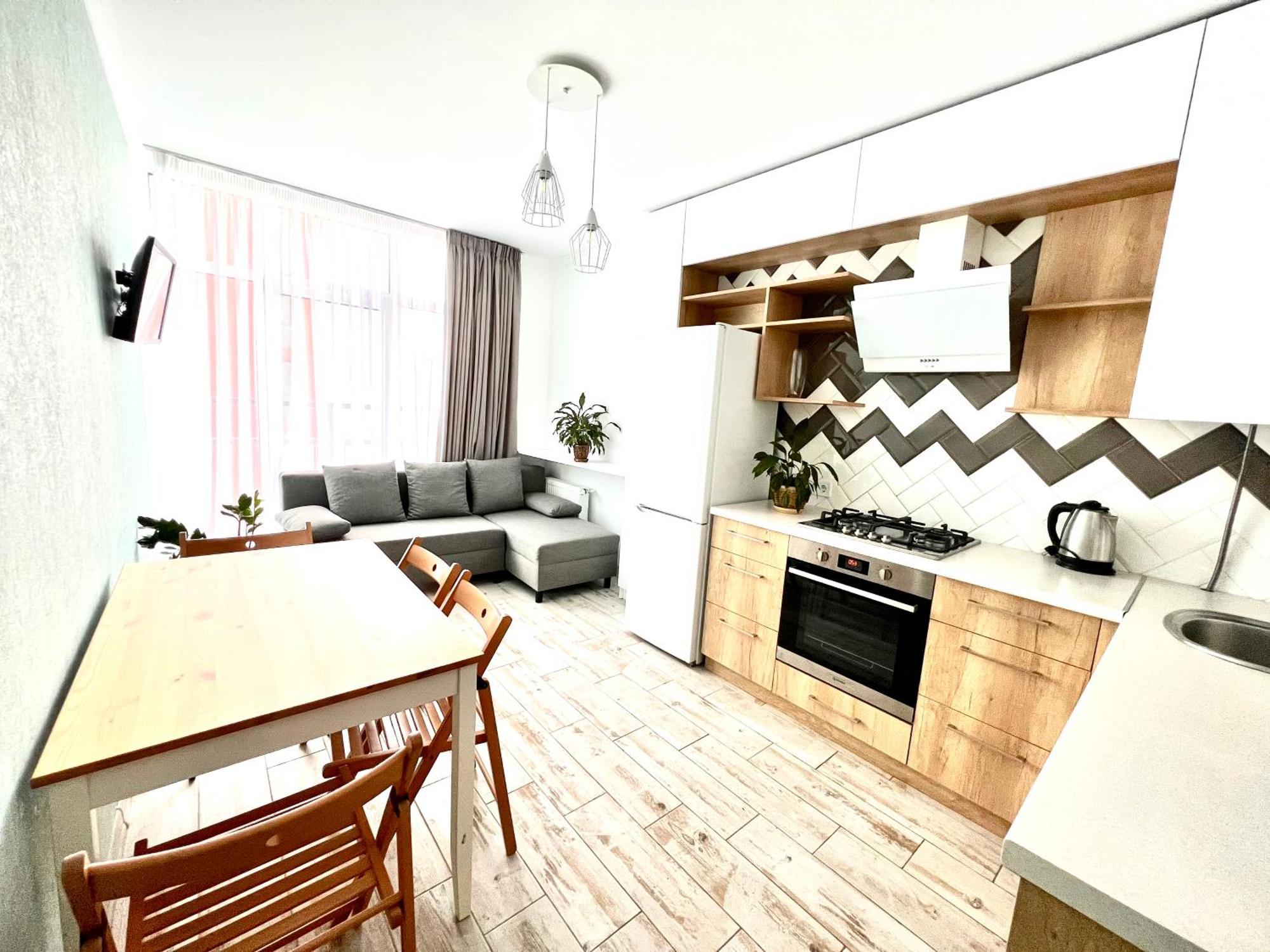 Osapart Beautiful Apartment In A Complex Semycvit Lviv Exterior photo